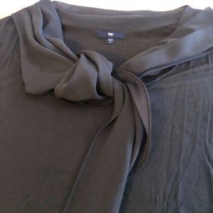 GAP Sleeveless Gray Top L